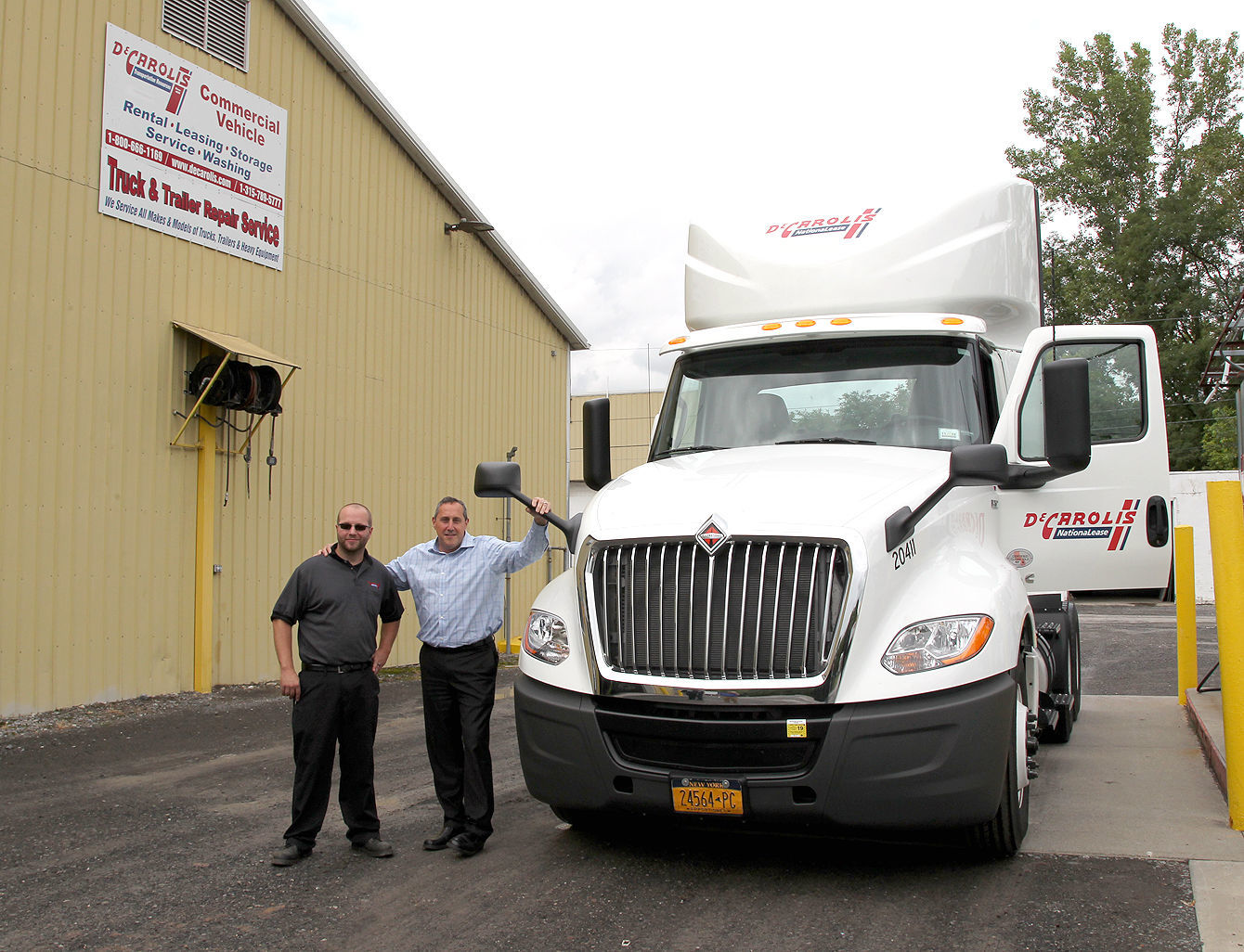 Decarolis truck rental Decarolis truck rental